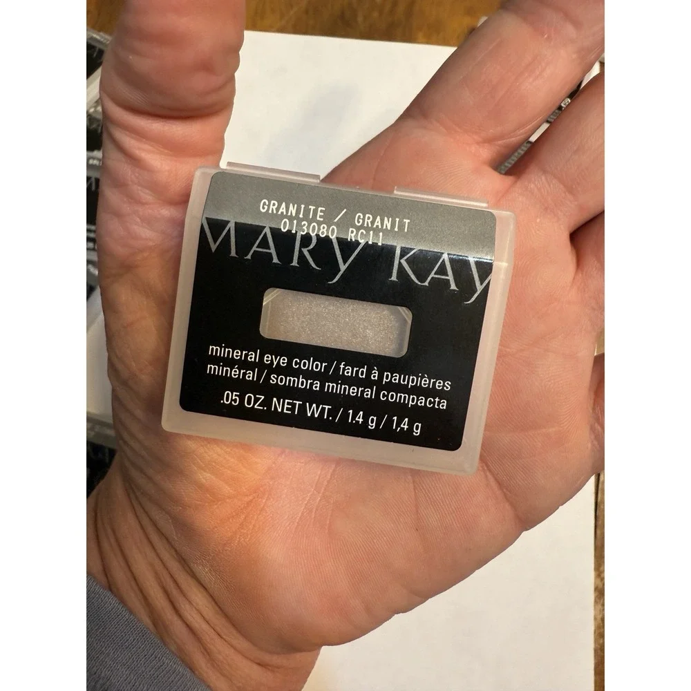 Lot of 9 Mary Kay‎ Mineral Eye Color Eye Shadow .05 oz Brand New DISCONTINUED